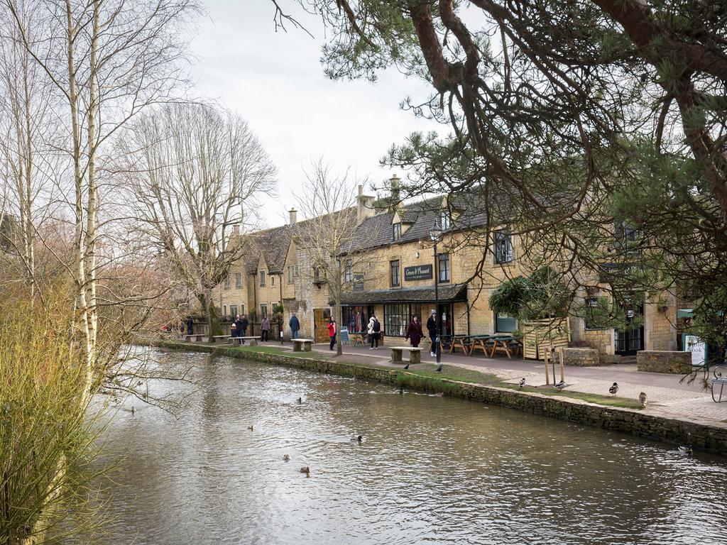 Forsythia Cottage Bourton-on-the-Water Eksteriør billede